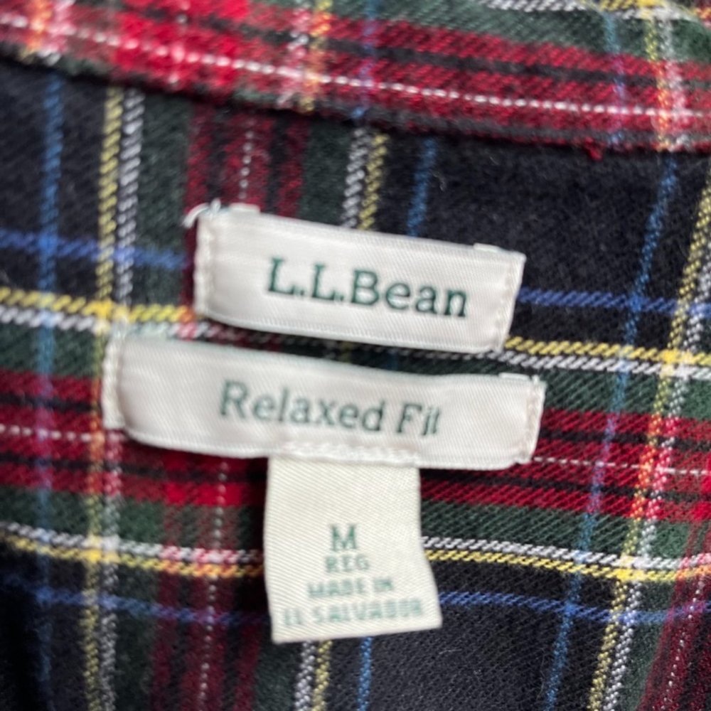 LL Bean Women's Black Tartan Flannel M Reg